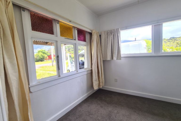 Photo of property in 15 Stafford Street, Blackball, 7804