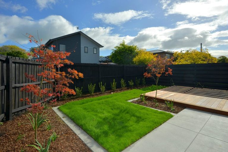 Photo of property in 41c Avonhead Road, Avonhead, Christchurch, 8042