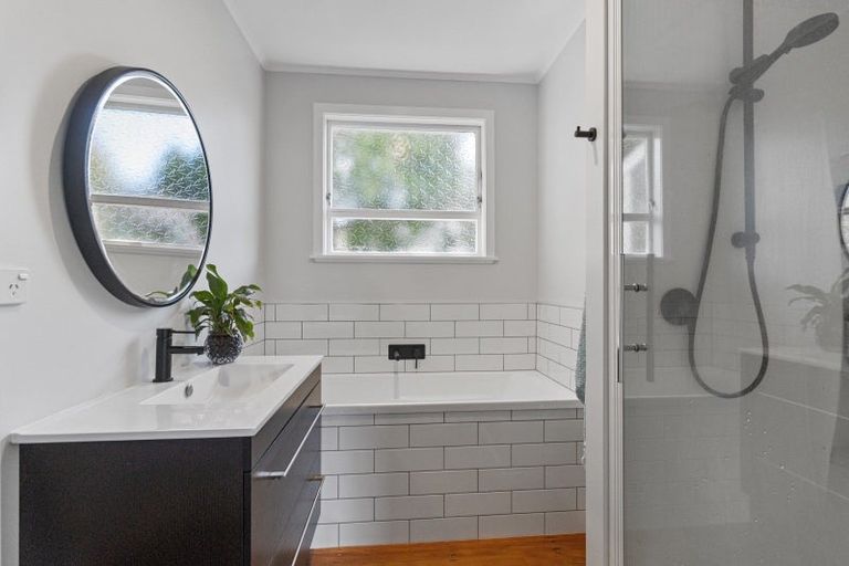 Photo of property in 17 Sherwood Drive, Pukete, Hamilton, 3200