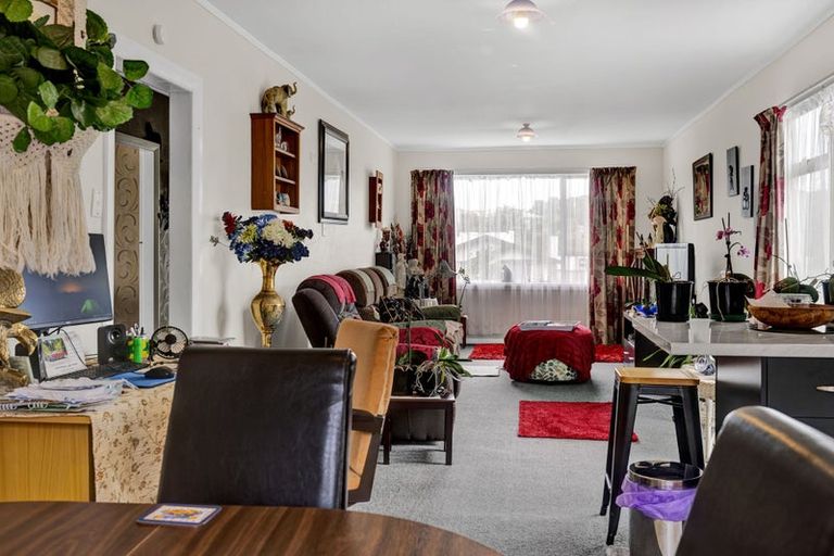 Photo of property in 24 Dorset Street, Patea, 4520