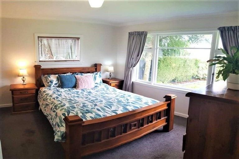 Photo of property in 57 Dunedin Street, Redwood, Christchurch, 8051