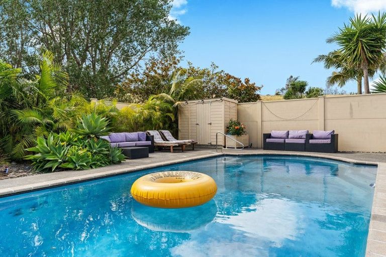 Photo of property in 45 Kingscliff Rise, Dairy Flat, Albany, 0792