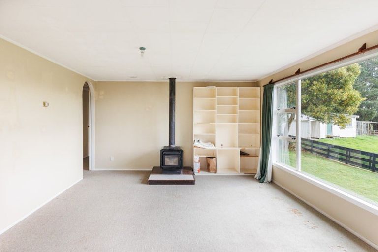 Photo of property in 161 Cemetery Road, Sanson, Palmerston North, 4479