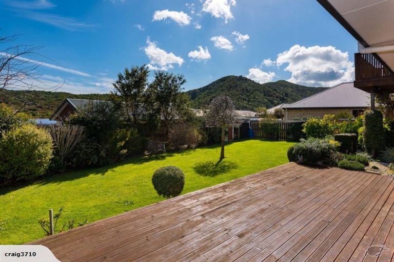 Photo of property in 7 Glentui Place, Waikawa, Picton, 7220