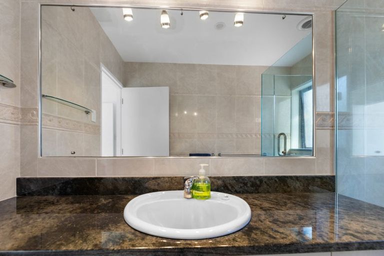 Photo of property in 1/17 Hawkins Street, Meadowbank, Auckland, 1072