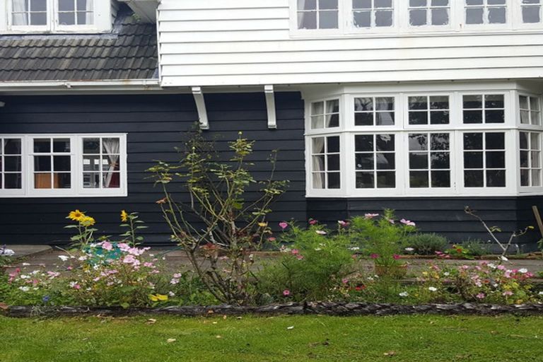 Photo of property in 14 Maire Street, Woburn, Lower Hutt, 5010