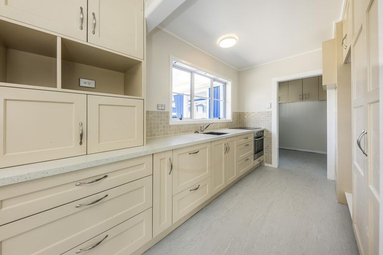 Photo of property in 39 Walters Road, Takanini, 2112