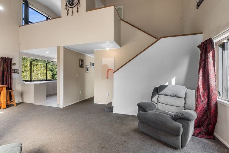 Photo of property in 307 Whananaki North Road, Opuawhanga, Hikurangi, 0181