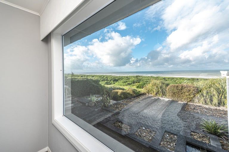 Photo of property in 115a Karaka Street, Castlecliff, Whanganui, 4501