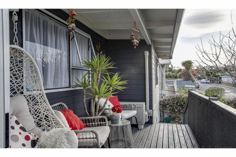 Photo of property in 8 Roslyn Terrace, West End, Timaru, 7910