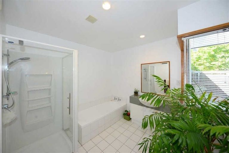 Photo of property in 1/94a Maidstone Road, Ilam, Christchurch, 8041