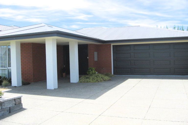 Photo of property in 27 O'neill Avenue, Northwood, Christchurch, 8051