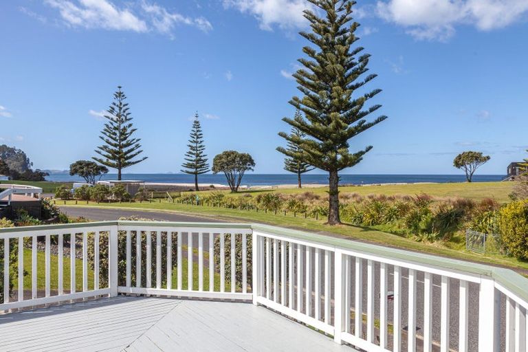 Photo of property in 226 Onemana Drive, Onemana, Whangamata, 3691