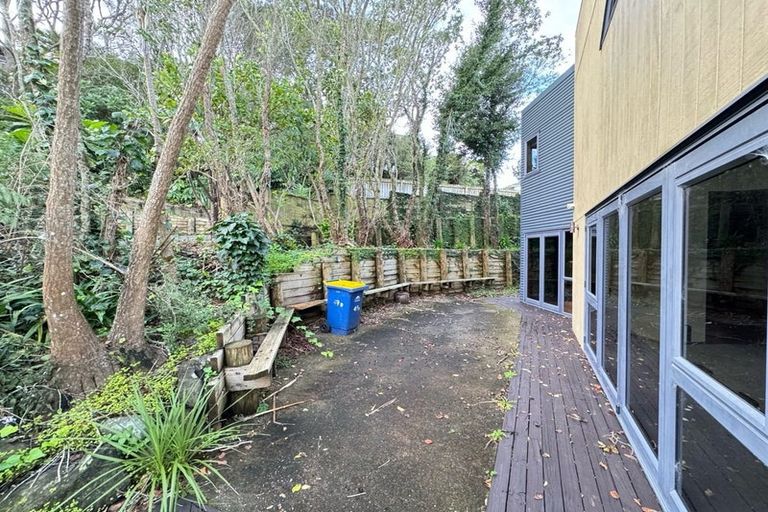 Photo of property in 49b Noeleen Street, Glenfield, Auckland, 0629