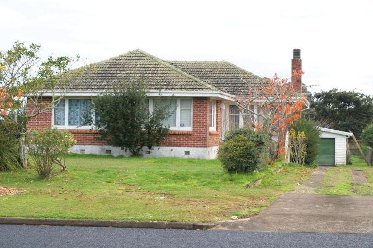 Photo of property in 27 Landon Avenue, Mangere East, Auckland, 2024