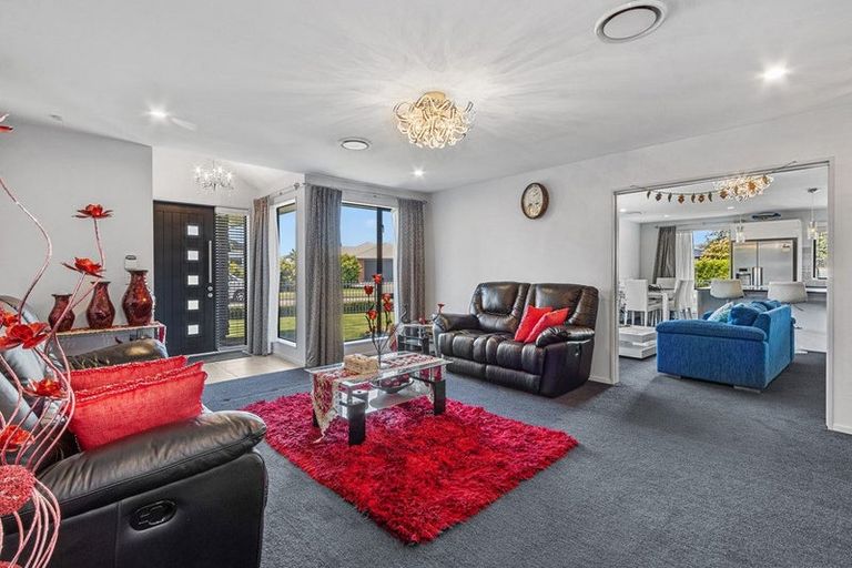 Photo of property in 49 Josephine Crescent, Aidanfield, Christchurch, 8025