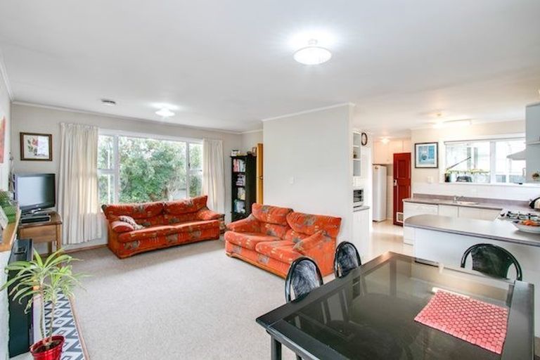 Photo of property in 10 Totara Street, Taradale, Napier, 4112