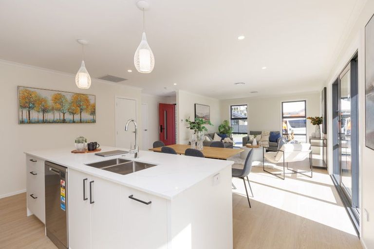 Photo of property in 130 Silverstream Road, Crofton Downs, Wellington, 6035