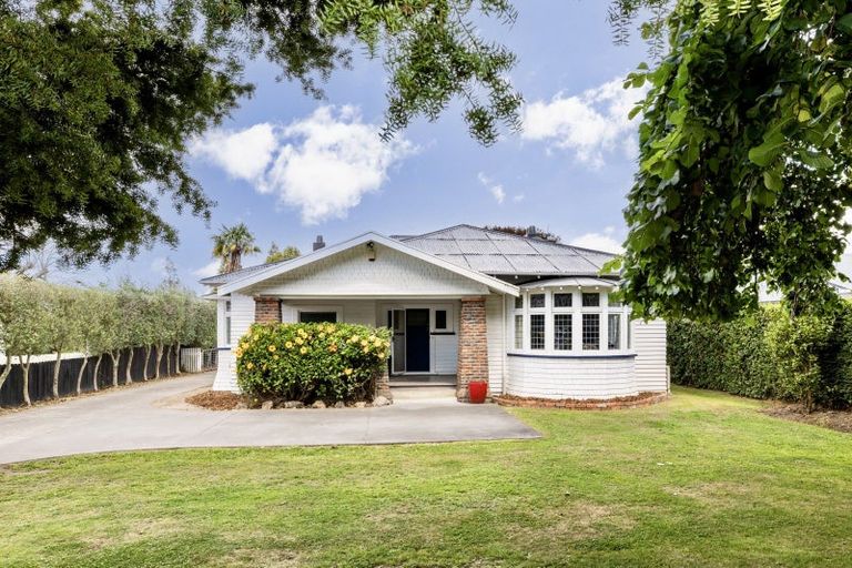 Photo of property in 108 Davis Street, Saint Leonards, Hastings, 4120