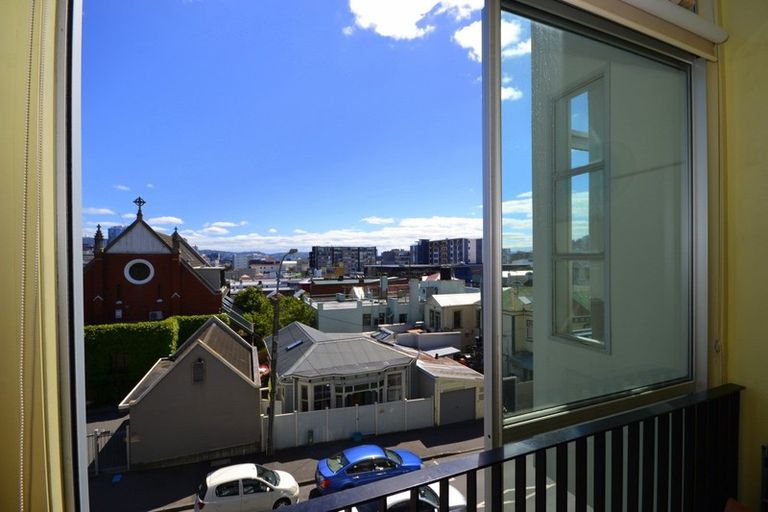 Photo of property in Qba Apartments, 2q/51 Webb Street, Mount Cook, Wellington, 6011