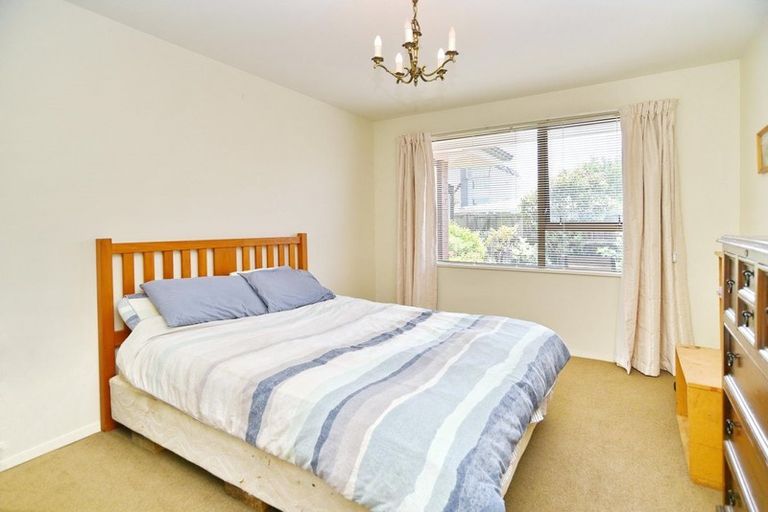 Photo of property in 4/81 Picton Avenue, Riccarton, Christchurch, 8011