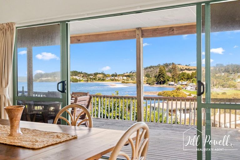 Photo of property in 13 Moana Road, Tinopai, 0593