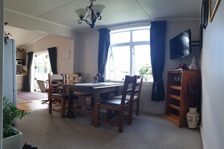 Photo of property in 28 Victory Street, Reefton, 7830