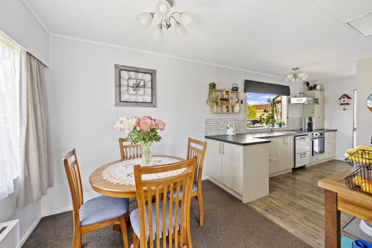 Photo of property in 39 Leicester Avenue, Tamatea, Napier, 4112