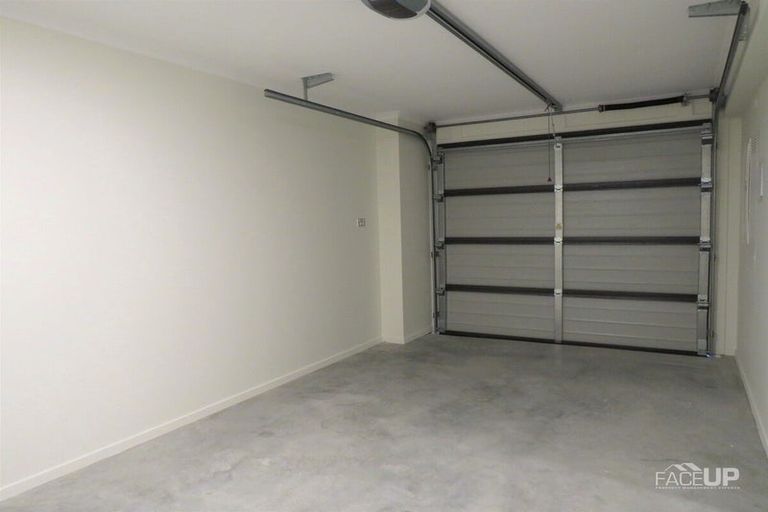 Photo of property in 465 Hobsonville Road, Hobsonville, Auckland, 0616