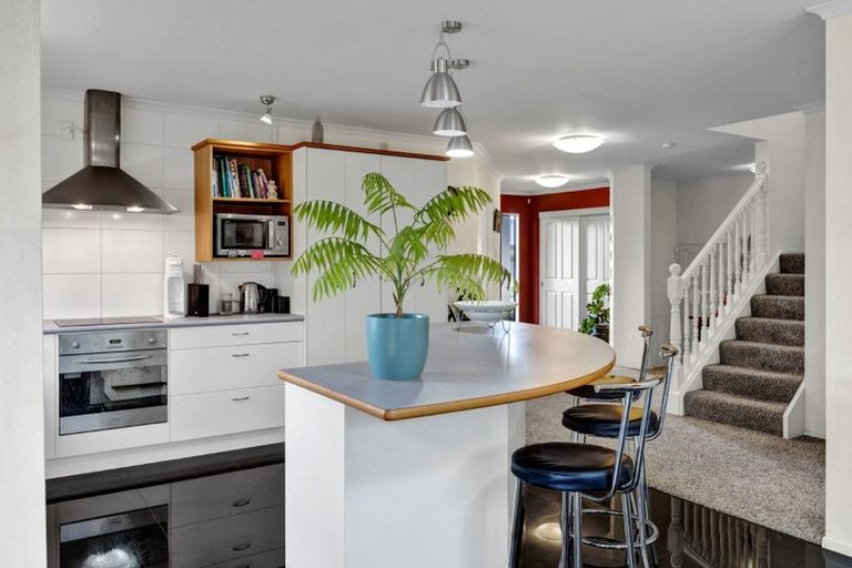 Photo of property in 28 Karamea Street, Whalers Gate, New Plymouth, 4310