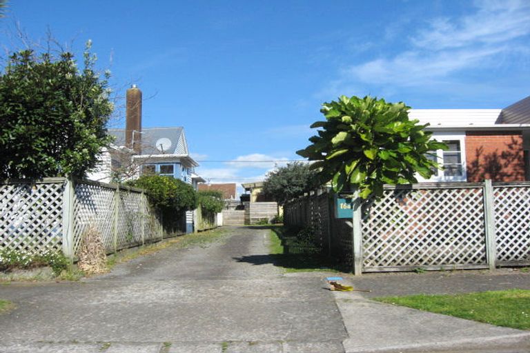 Photo of property in 14 Cornwall Street, Brooklands, New Plymouth, 4310