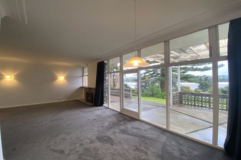 Photo of property in 829 Te Atatu Road, Te Atatu Peninsula, Auckland, 0610