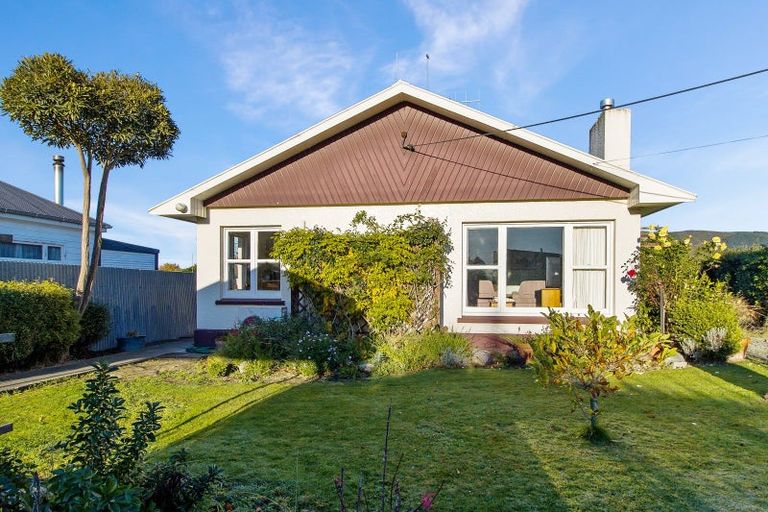 Photo of property in 27 Coronation Street, Waimate, 7924