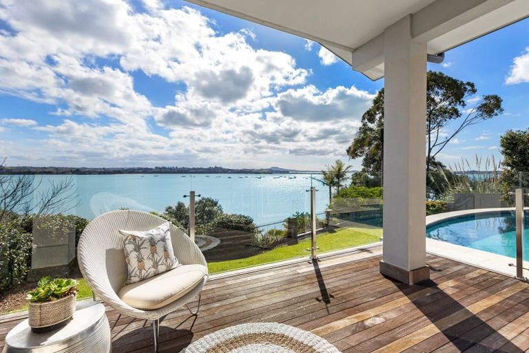 Photo of property in 21 William Bryan Drive, Half Moon Bay, Auckland, 2012