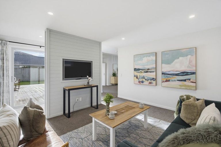 Photo of property in 9 Taranui Way, Paraparaumu Beach, Paraparaumu, 5032