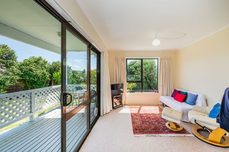 Photo of property in 49 Belvedere Avenue, Waikanae, 5036