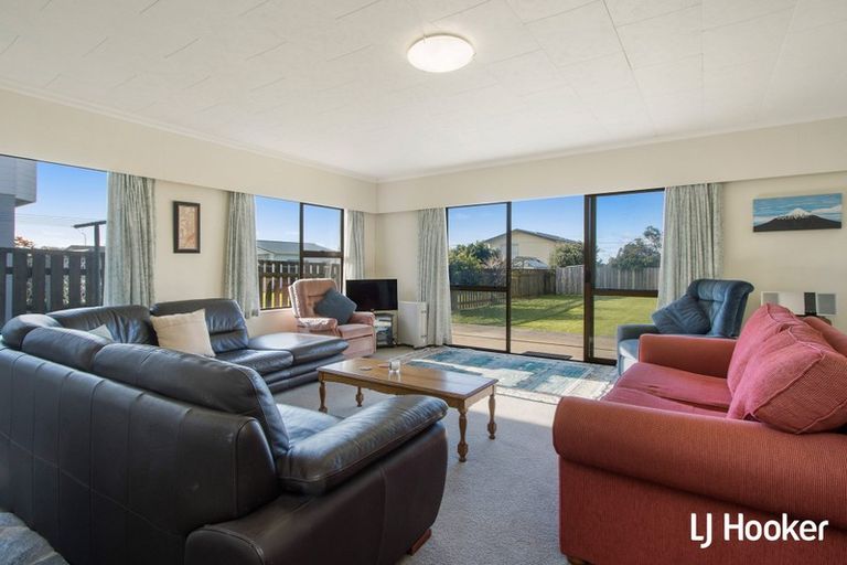 Photo of property in 241 Seaforth Road, Waihi Beach, 3611