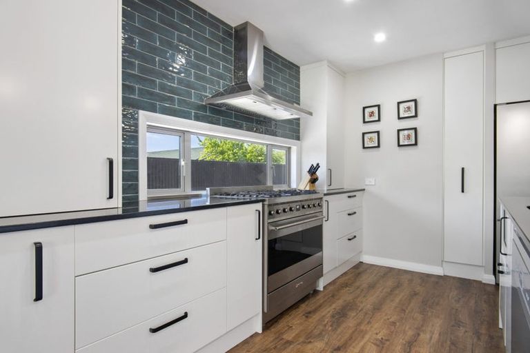 Photo of property in 25 Parsonage Road, Woodend, 7610