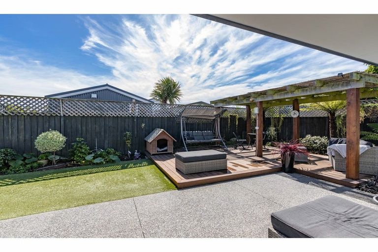 Photo of property in 32a Surfers Place, North New Brighton, Christchurch, 8083