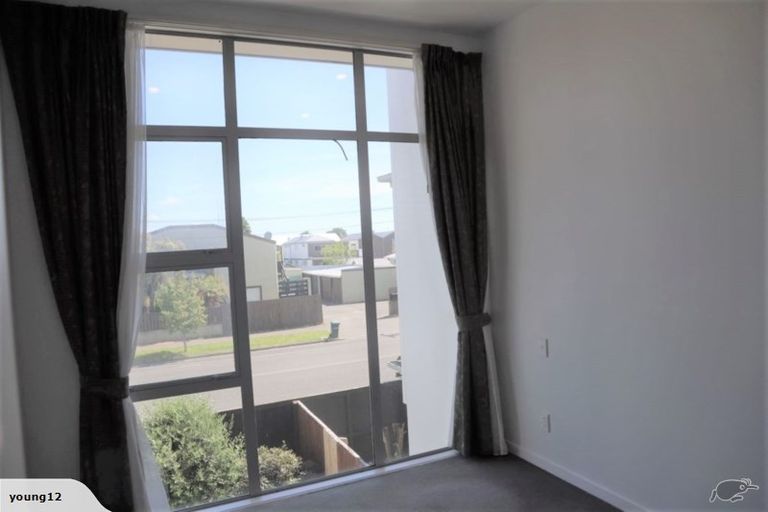 Photo of property in 4/44 Packe Street, Edgeware, Christchurch, 8013