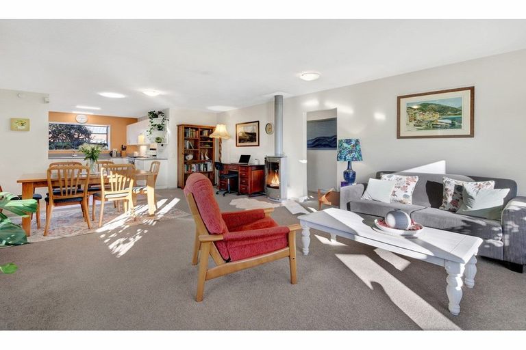 Photo of property in 9b Wiltshire Court, Rangiora, 7400