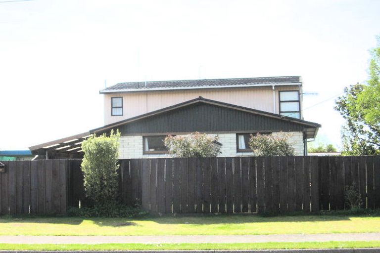 Photo of property in 34 Mckee Avenue, Fenton Park, Rotorua, 3010