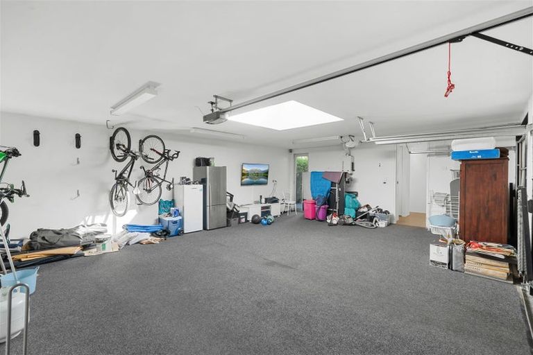 Photo of property in 41 Westpark Drive, Burnside, Christchurch, 8053