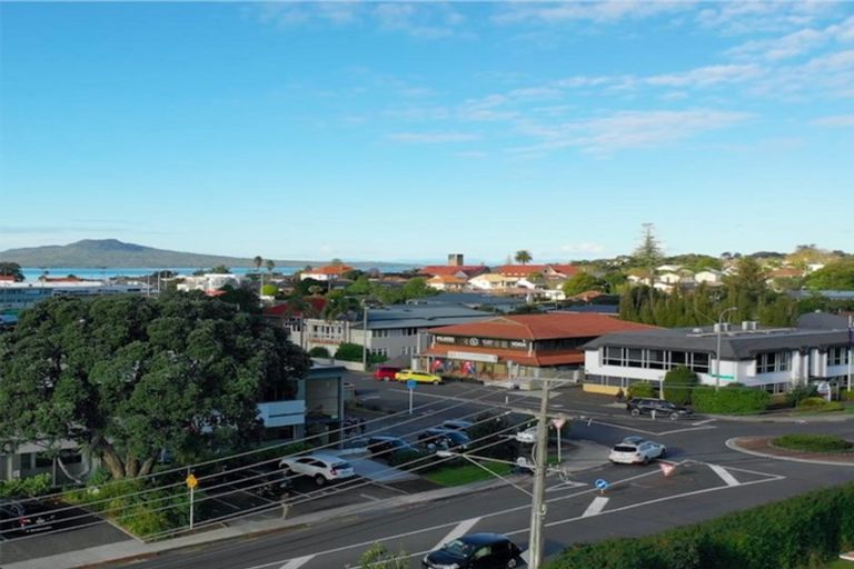 Photo of property in 3 Burns Avenue, Takapuna, Auckland, 0622