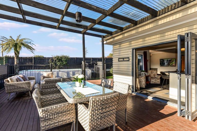 Photo of property in 1 Saxbys Road, Glenview, Hamilton, 3206