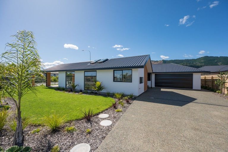 Photo of property in 1 Hallmark Drive, Hope, Richmond, 7020