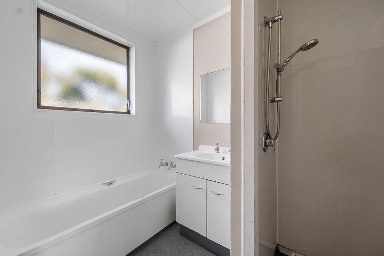 Photo of property in 1b Tamarisk Place, Parklands, Christchurch, 8083