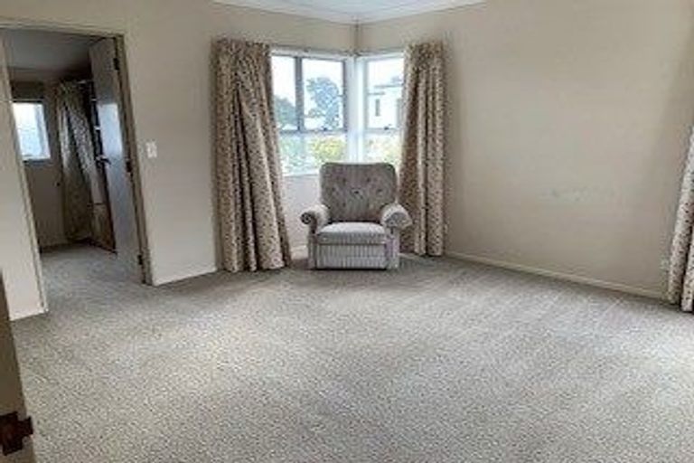 Photo of property in 7b Beach Road, Otumoetai, Tauranga, 3110