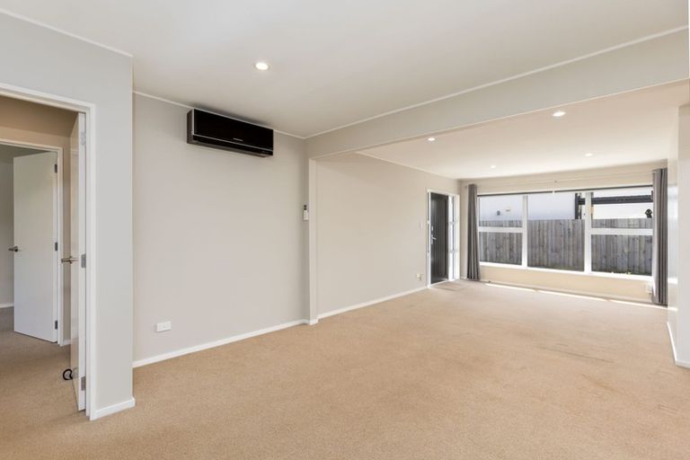 Photo of property in 2/990 Colombo Street, St Albans, Christchurch, 8014