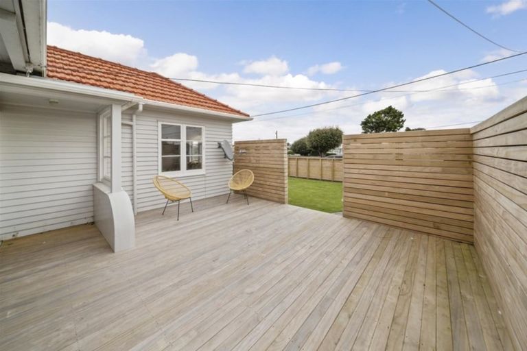 Photo of property in 38 Dixon Avenue, Hawera, 4610